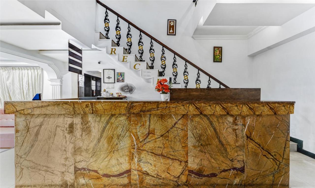 Treebo B Coral, 2 Km From Promenade Beach Hotel Pondicherry Bagian luar foto