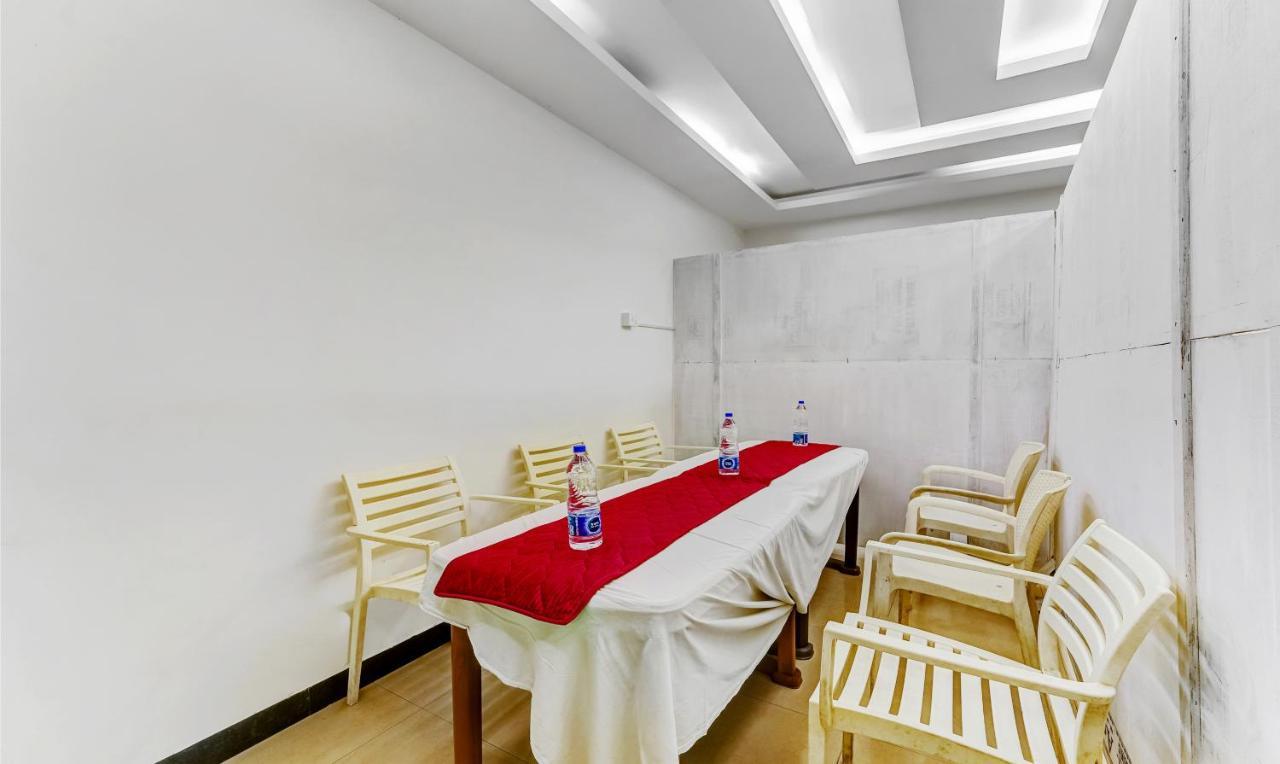 Treebo B Coral, 2 Km From Promenade Beach Hotel Pondicherry Bagian luar foto