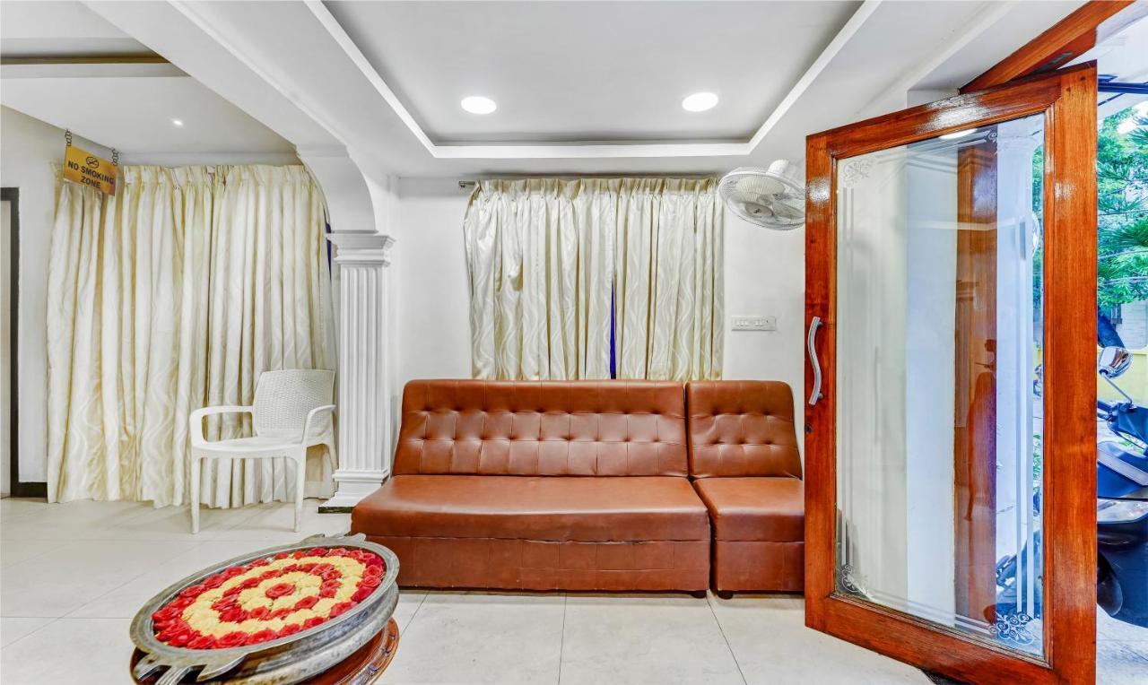 Treebo B Coral, 2 Km From Promenade Beach Hotel Pondicherry Bagian luar foto