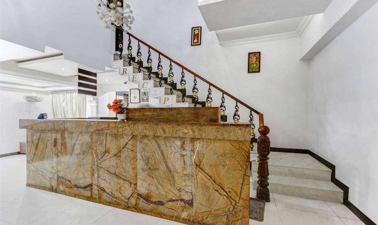 Treebo B Coral, 2 Km From Promenade Beach Hotel Pondicherry Bagian luar foto
